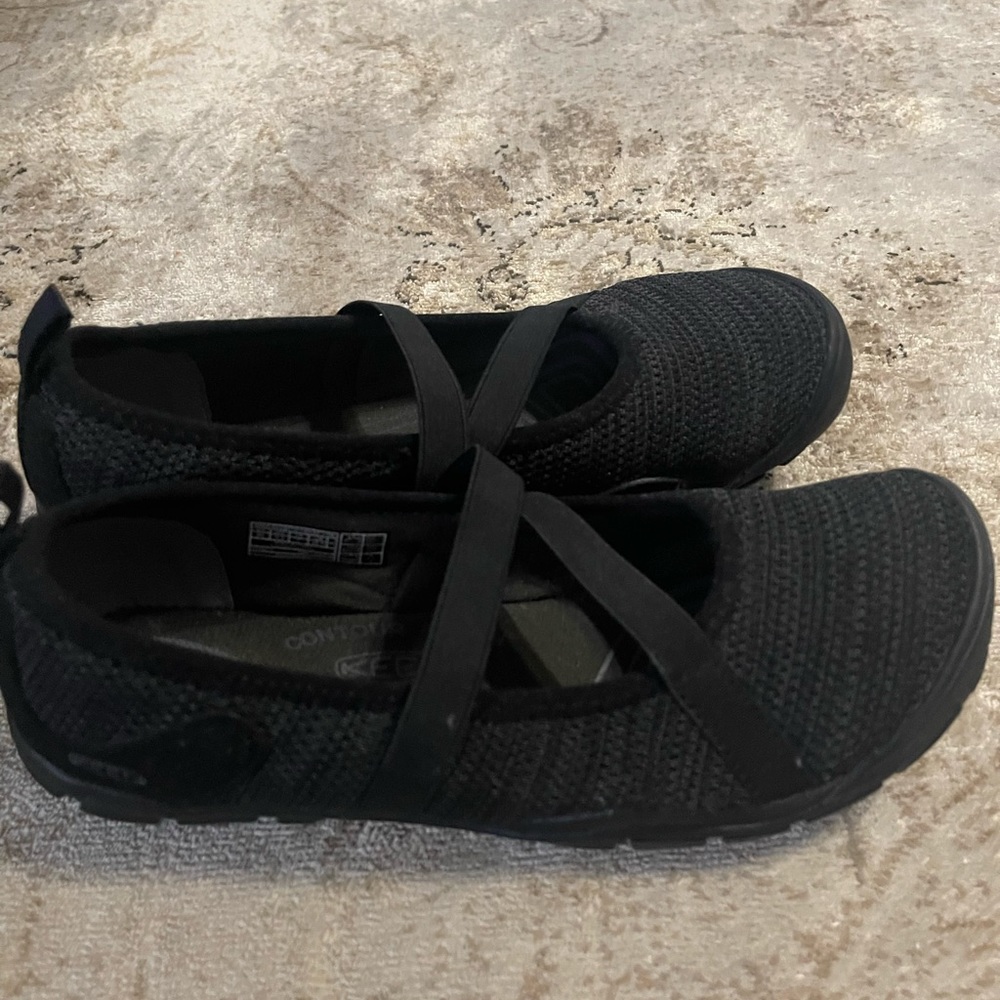 KEEN shoes with Velcro closure